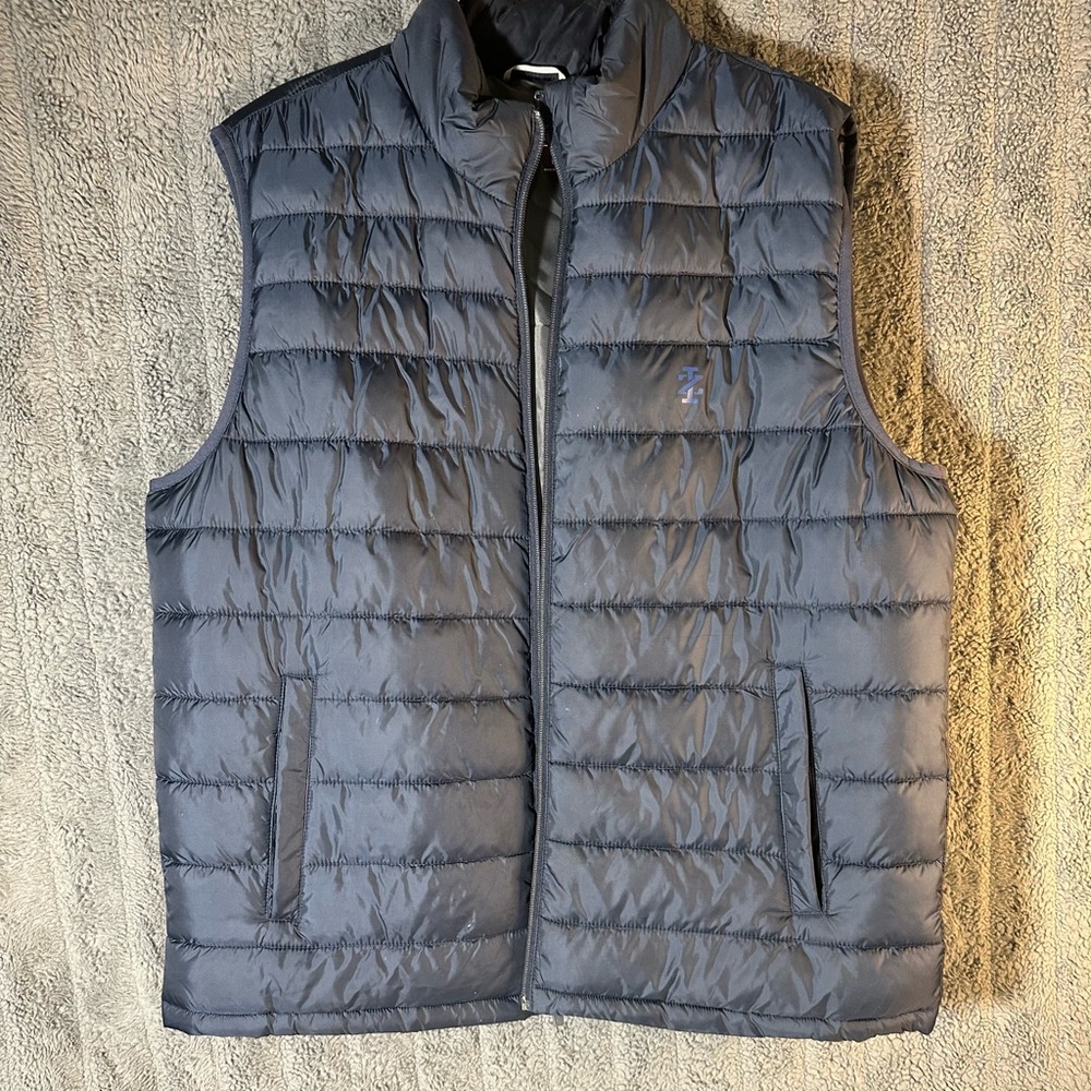 Izod Men's Dark Blue Puffer Vest